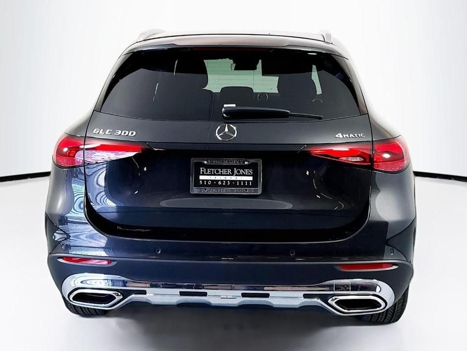 new 2025 Mercedes-Benz GLC 300 car, priced at $55,280