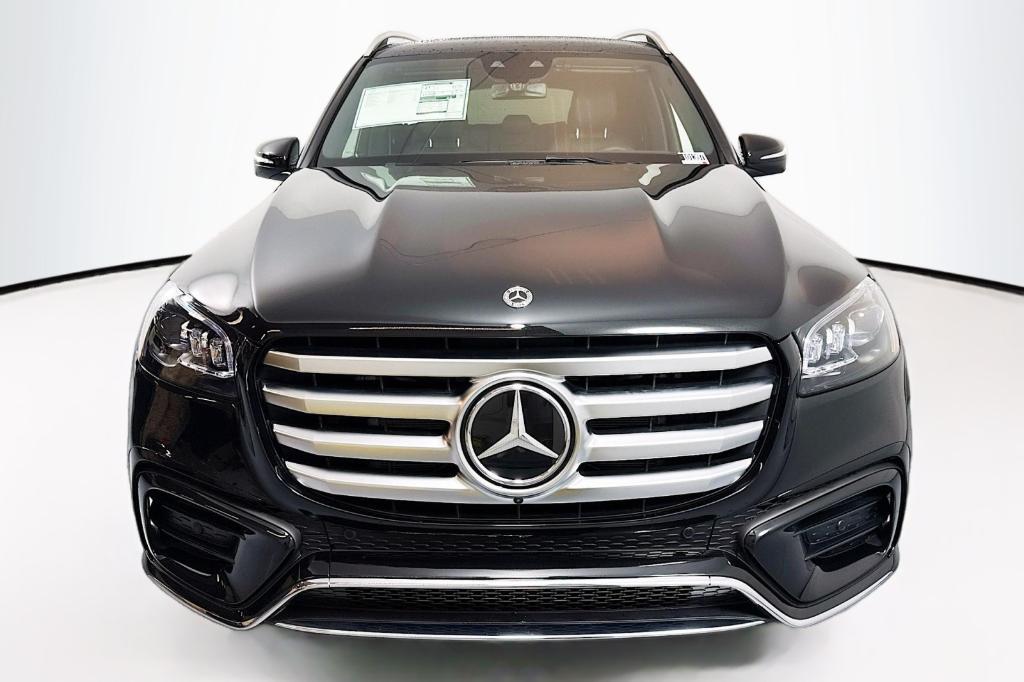 new 2025 Mercedes-Benz GLS 450 car, priced at $96,545