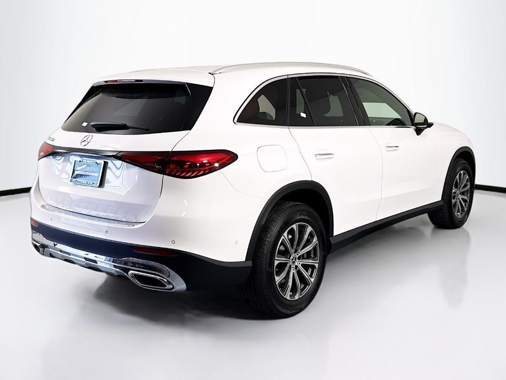 new 2025 Mercedes-Benz GLC 300 car, priced at $51,165