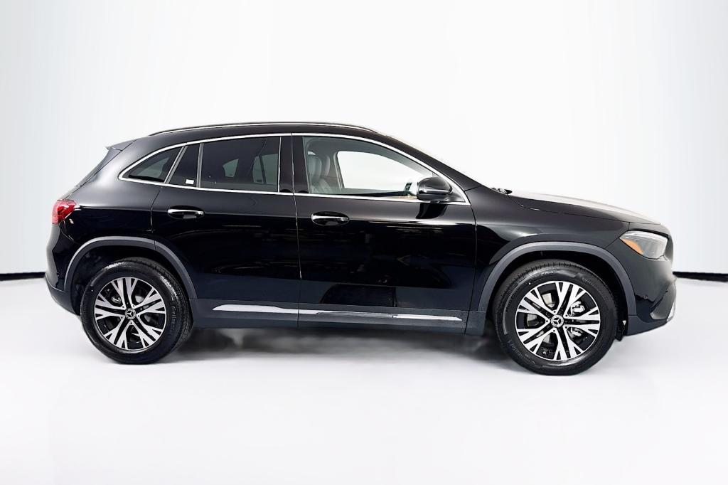 new 2025 Mercedes-Benz GLA 250 car, priced at $47,845