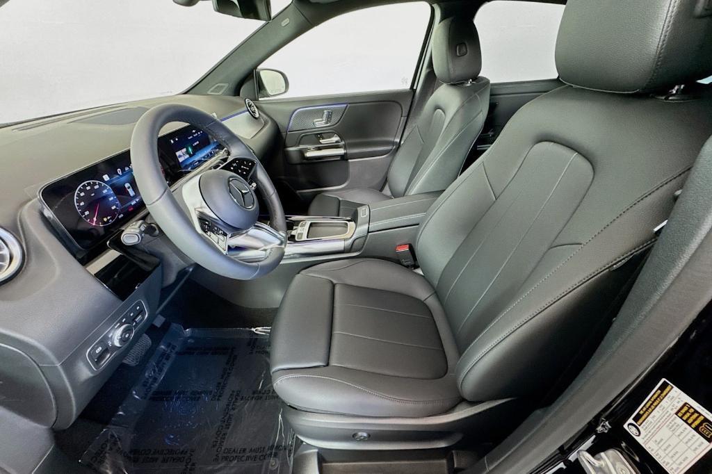 new 2025 Mercedes-Benz GLA 250 car, priced at $47,845