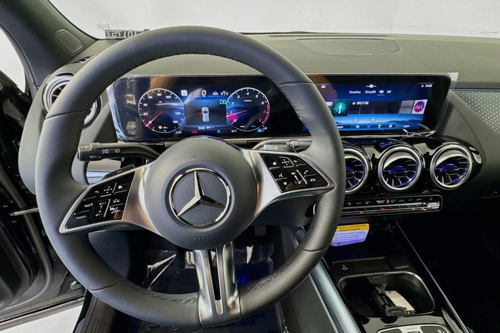 new 2025 Mercedes-Benz GLA 250 car, priced at $47,845