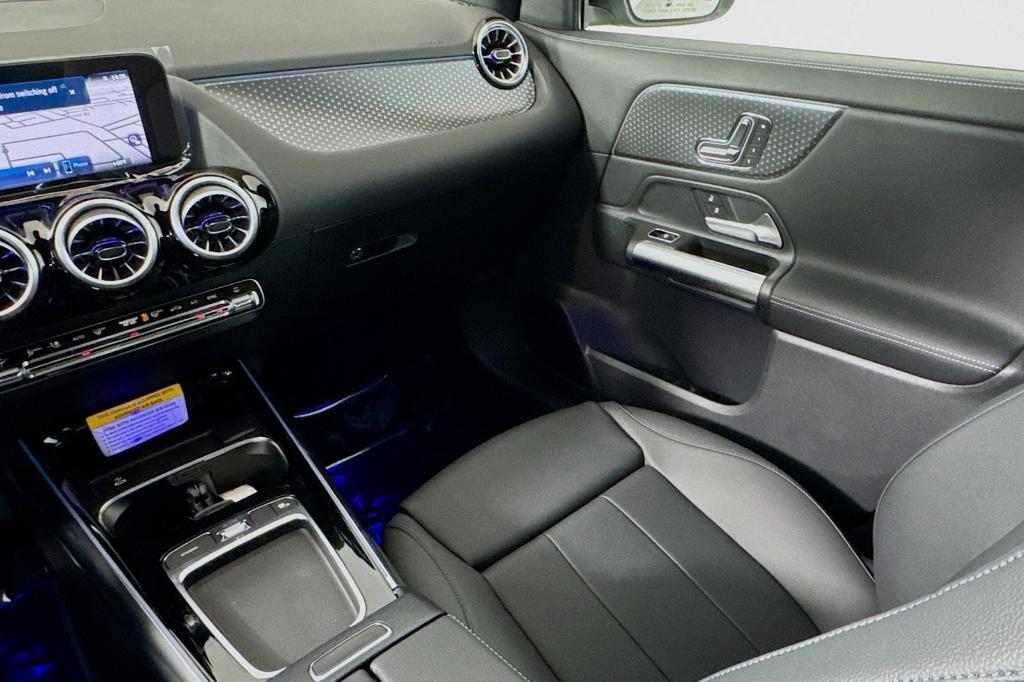 new 2025 Mercedes-Benz GLA 250 car, priced at $47,845