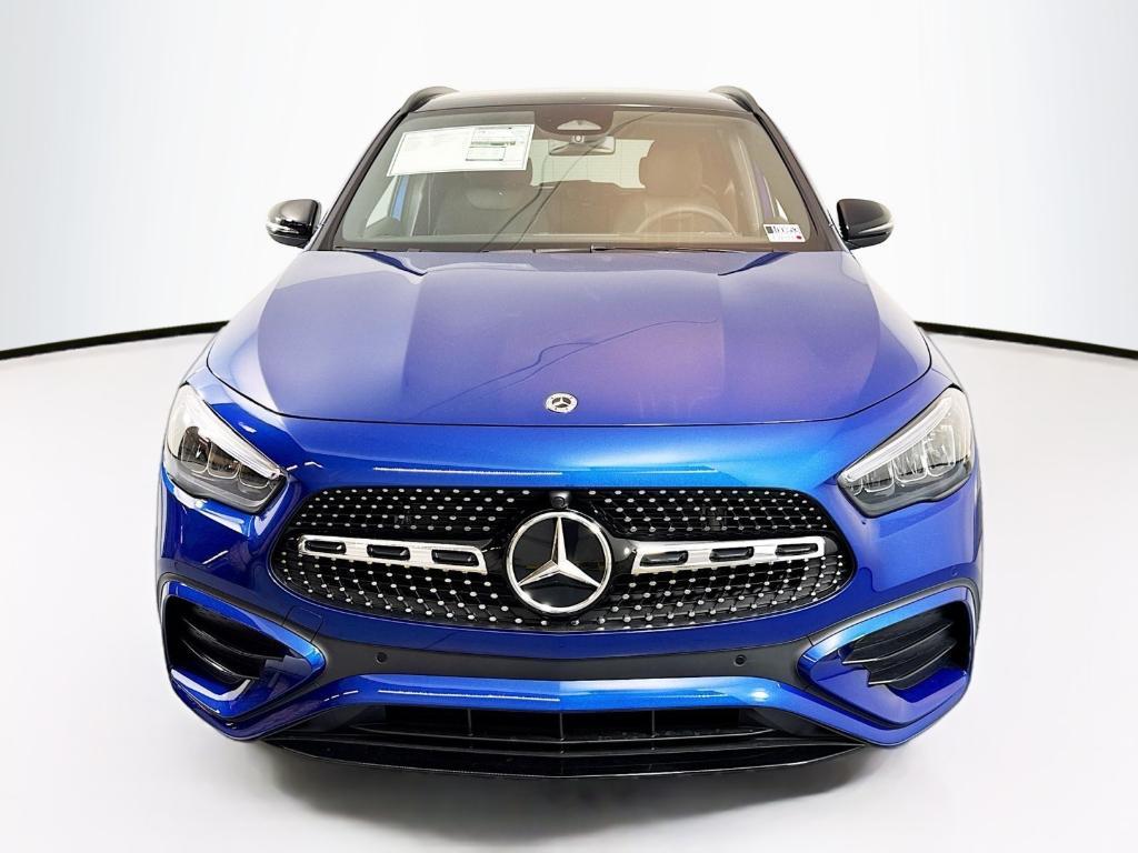 new 2025 Mercedes-Benz GLA 250 car, priced at $51,370