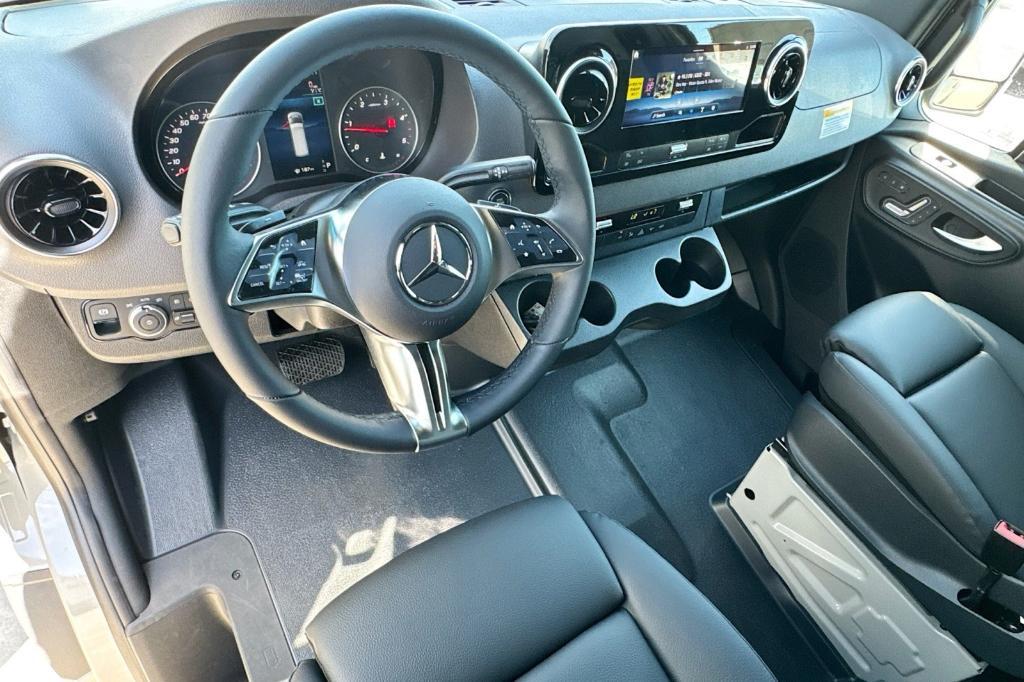 new 2025 Mercedes-Benz Sprinter 2500 car, priced at $78,733