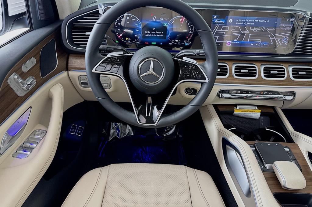 new 2025 Mercedes-Benz GLE 450e car, priced at $76,710