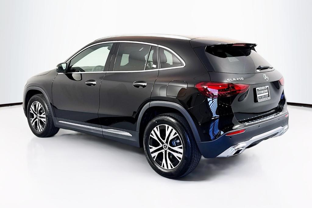 new 2025 Mercedes-Benz GLA 250 car, priced at $45,845