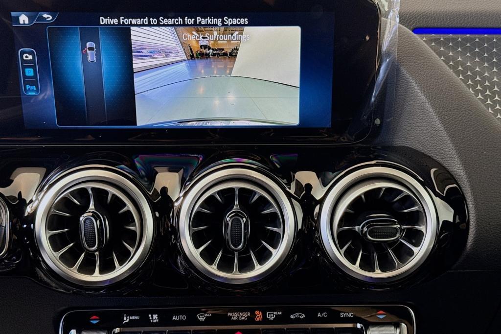 new 2025 Mercedes-Benz GLA 250 car, priced at $45,845