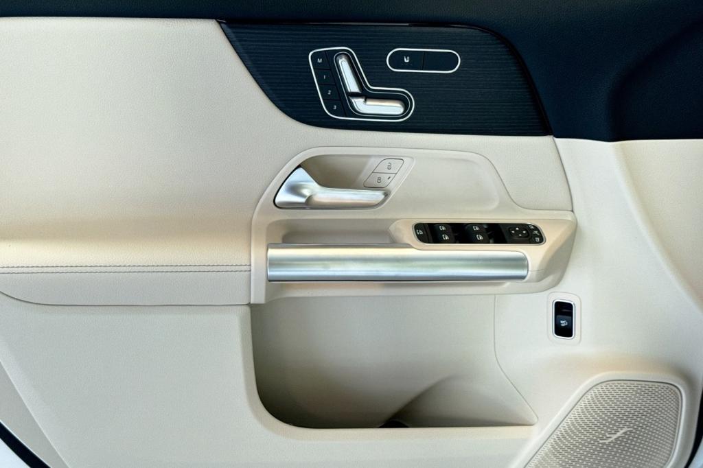 new 2026 Mercedes-Benz GLA 250 car, priced at $47,155