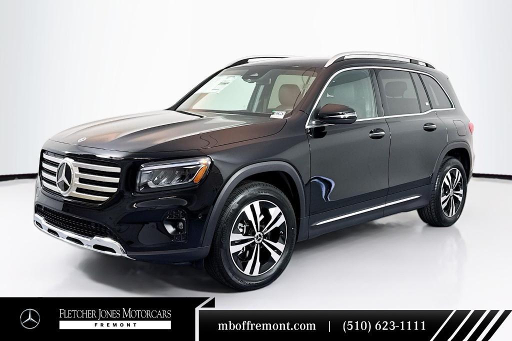 new 2025 Mercedes-Benz GLB 250 car, priced at $47,145