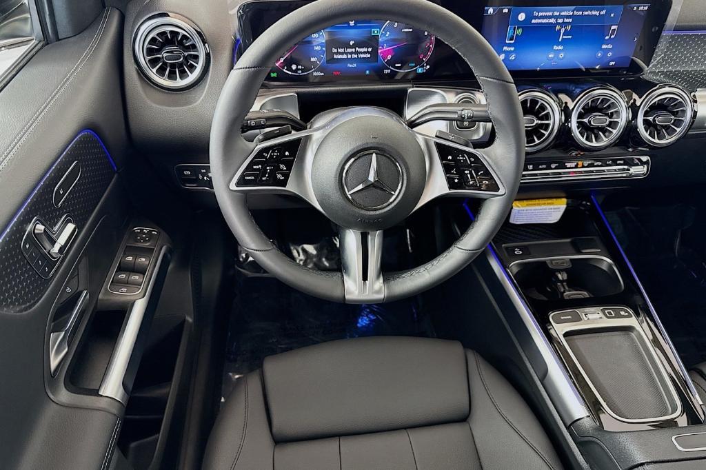 new 2025 Mercedes-Benz GLB 250 car, priced at $47,145
