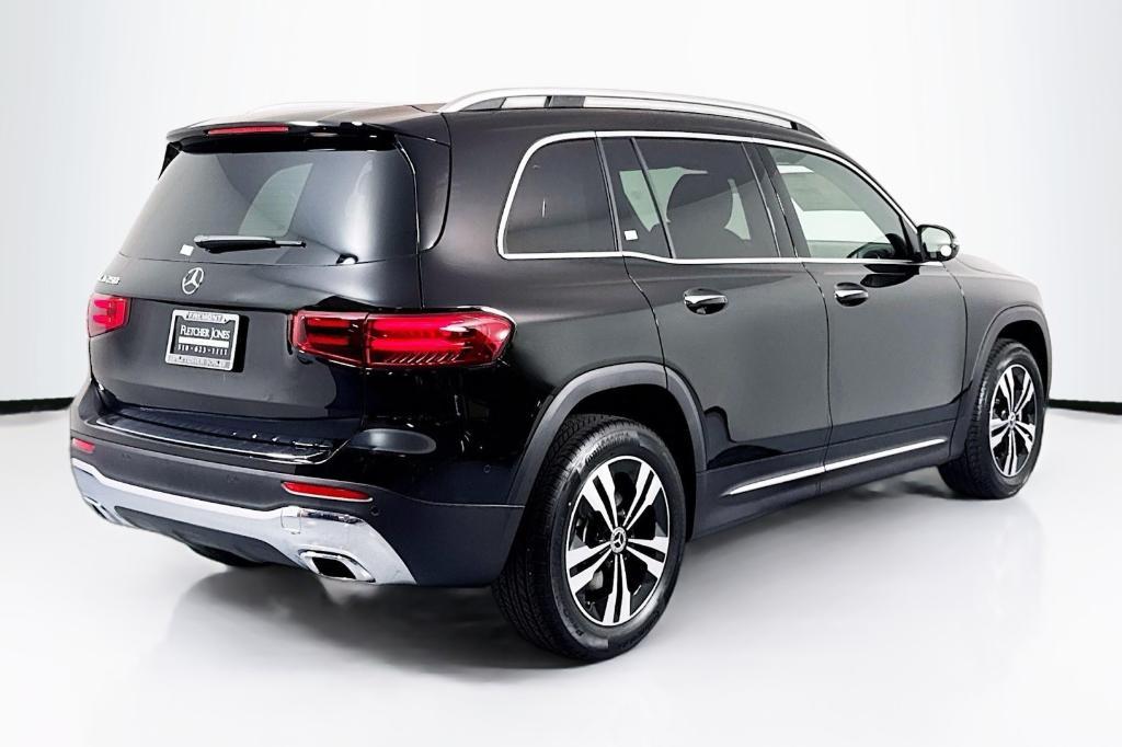 new 2025 Mercedes-Benz GLB 250 car, priced at $47,145