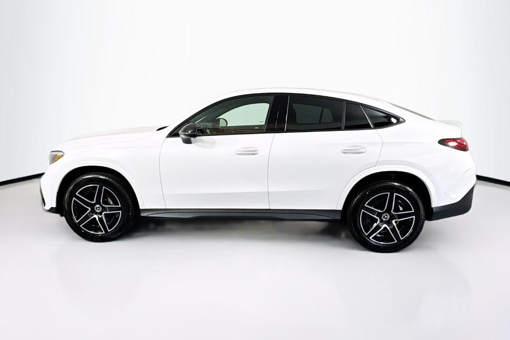 new 2025 Mercedes-Benz GLC 300 car, priced at $69,305
