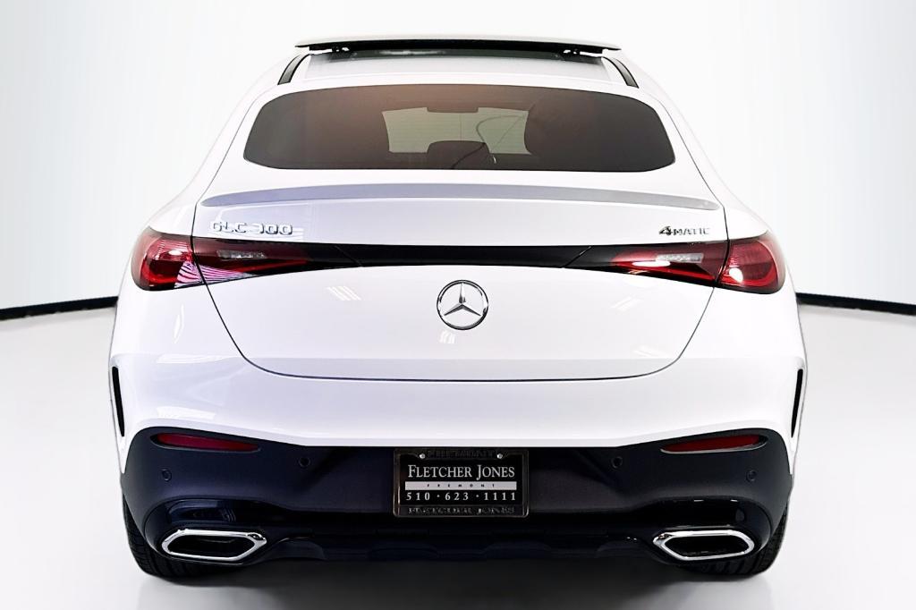 new 2025 Mercedes-Benz GLC 300 car, priced at $69,305