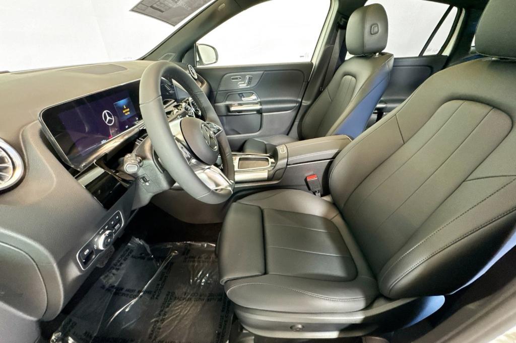 new 2026 Mercedes-Benz GLA 250 car, priced at $51,270