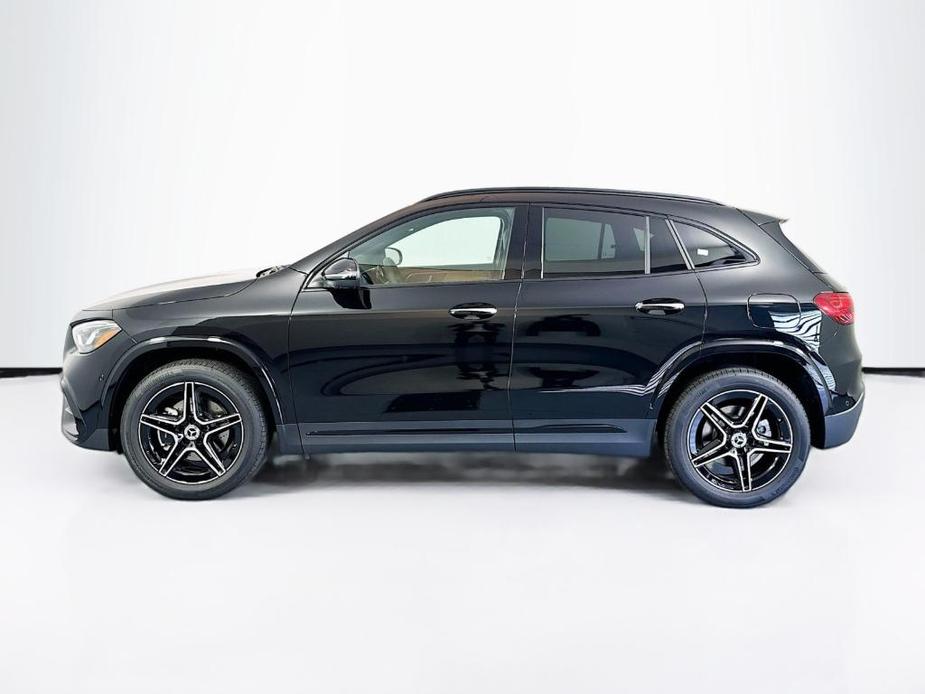 new 2025 Mercedes-Benz GLA 250 car, priced at $55,645