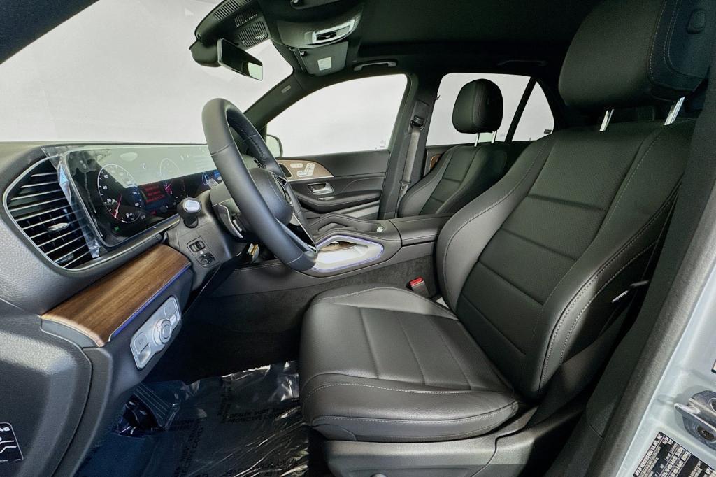 new 2025 Mercedes-Benz GLE 350 car, priced at $69,715