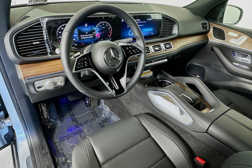 new 2025 Mercedes-Benz GLE 350 car, priced at $69,715