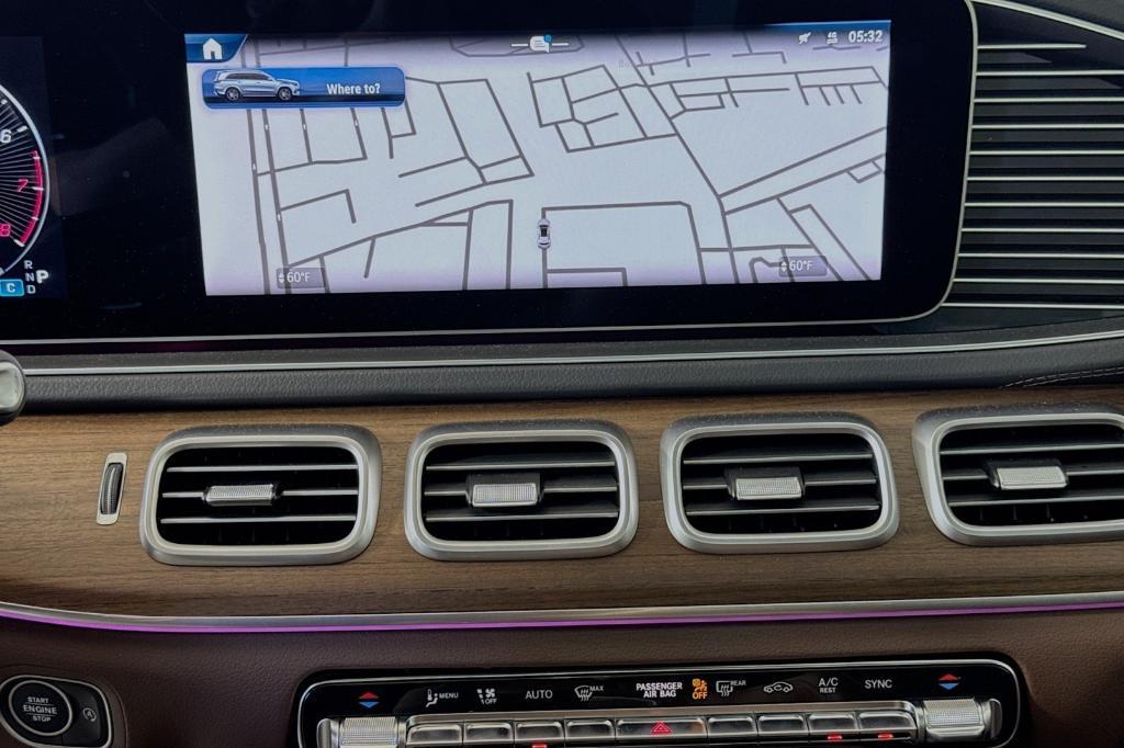 new 2025 Mercedes-Benz GLS 450 car, priced at $96,060