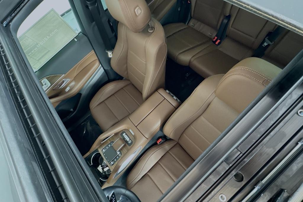 new 2025 Mercedes-Benz GLS 450 car, priced at $96,060