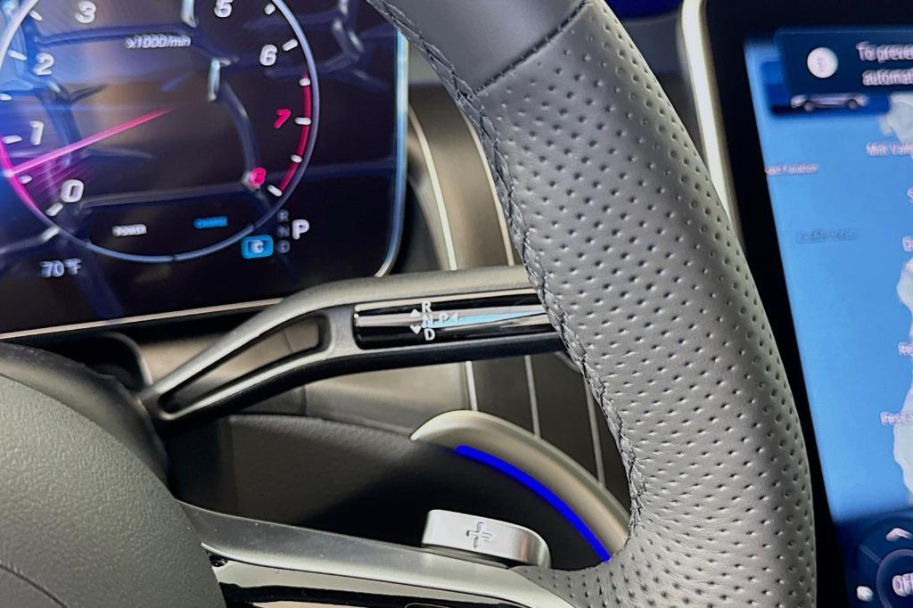 new 2025 Mercedes-Benz GLC 300 car, priced at $62,945