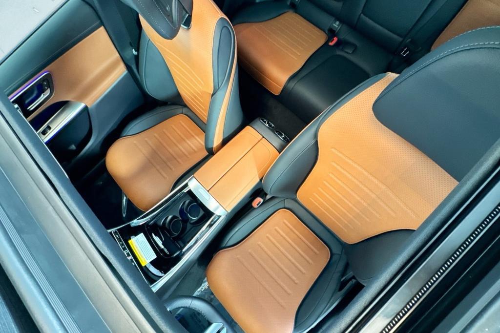 new 2026 Mercedes-Benz GLC 300 car, priced at $63,400