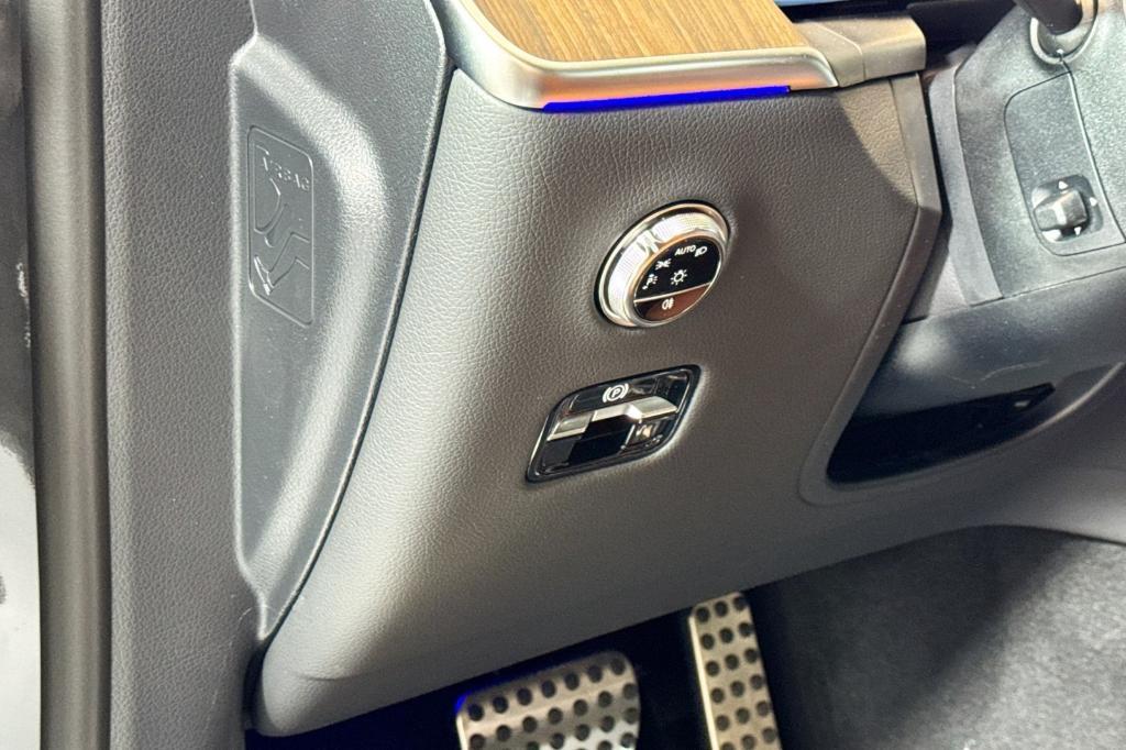 new 2026 Mercedes-Benz GLC 300 car, priced at $62,755