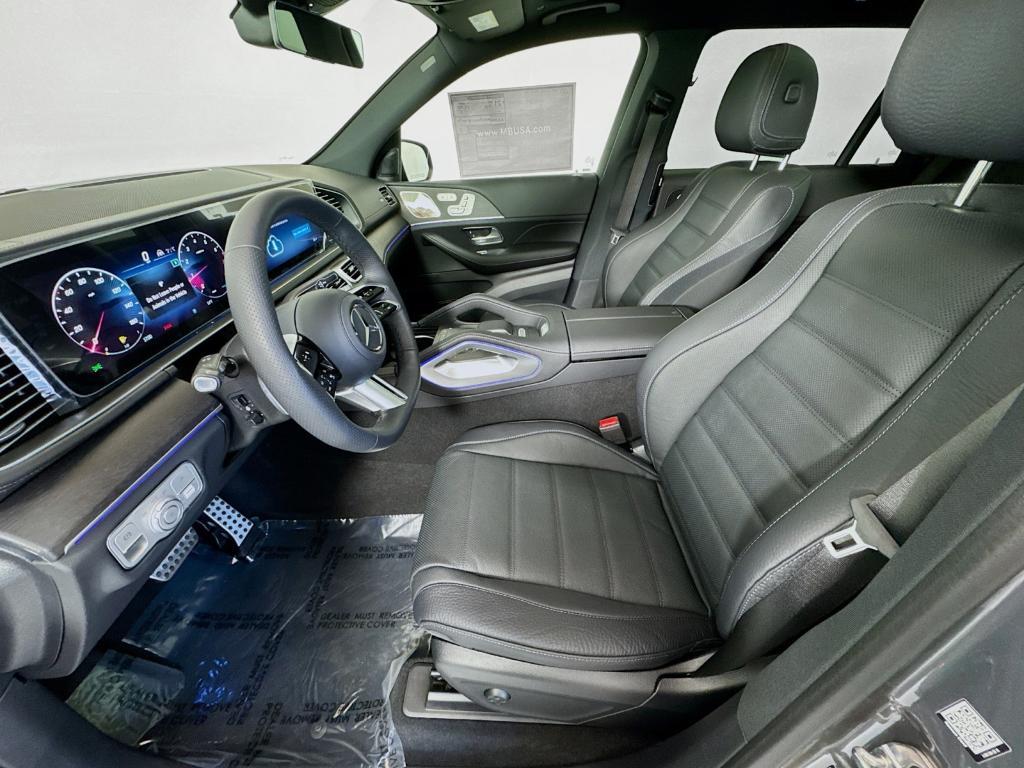 new 2025 Mercedes-Benz GLS 450 car, priced at $99,250