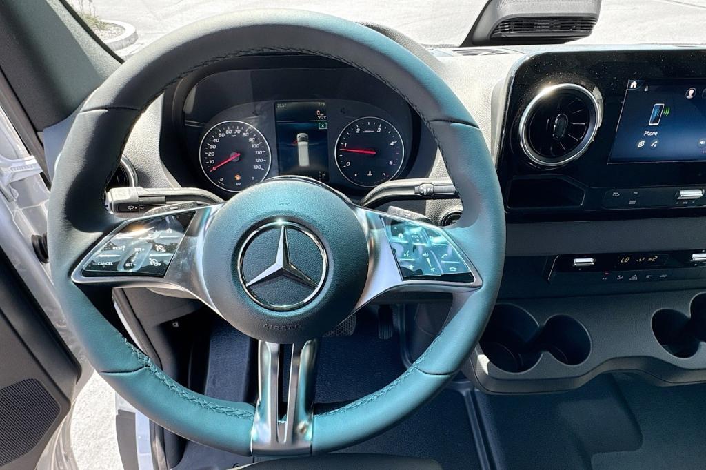 new 2025 Mercedes-Benz Sprinter 2500 car, priced at $74,541