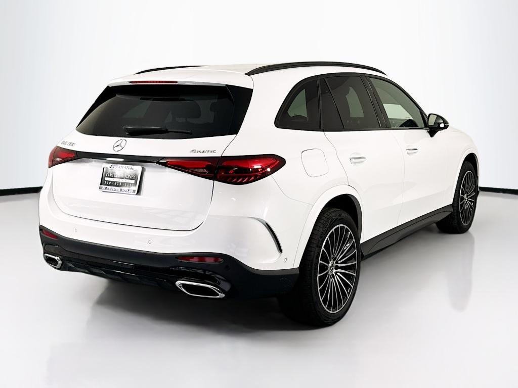 new 2025 Mercedes-Benz GLC 300 car, priced at $65,575