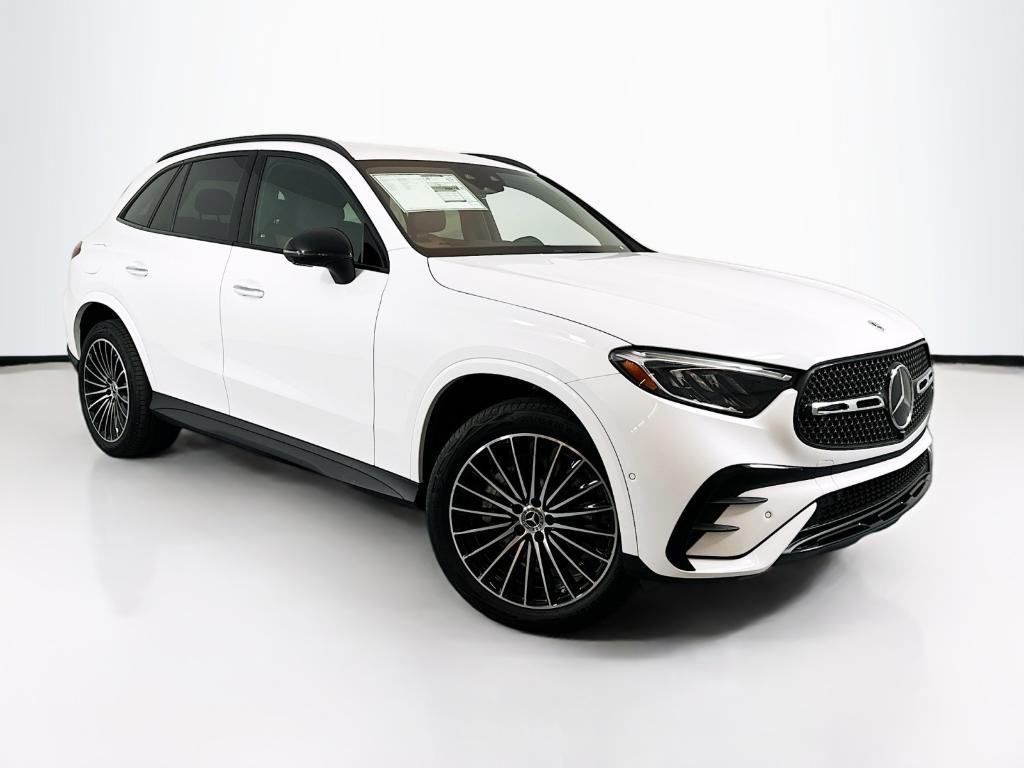 new 2025 Mercedes-Benz GLC 300 car, priced at $65,575