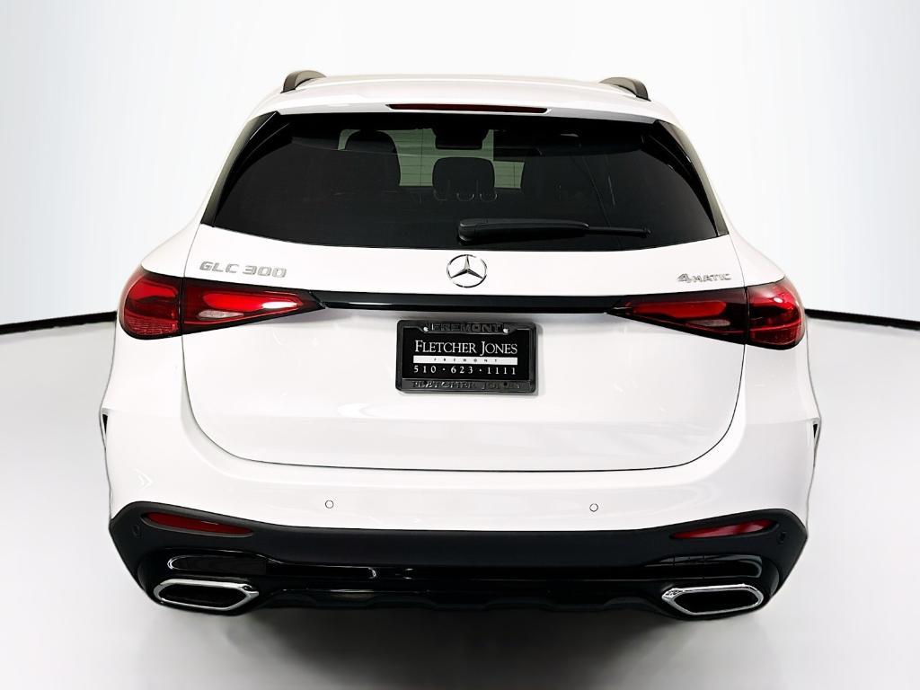 new 2025 Mercedes-Benz GLC 300 car, priced at $65,575