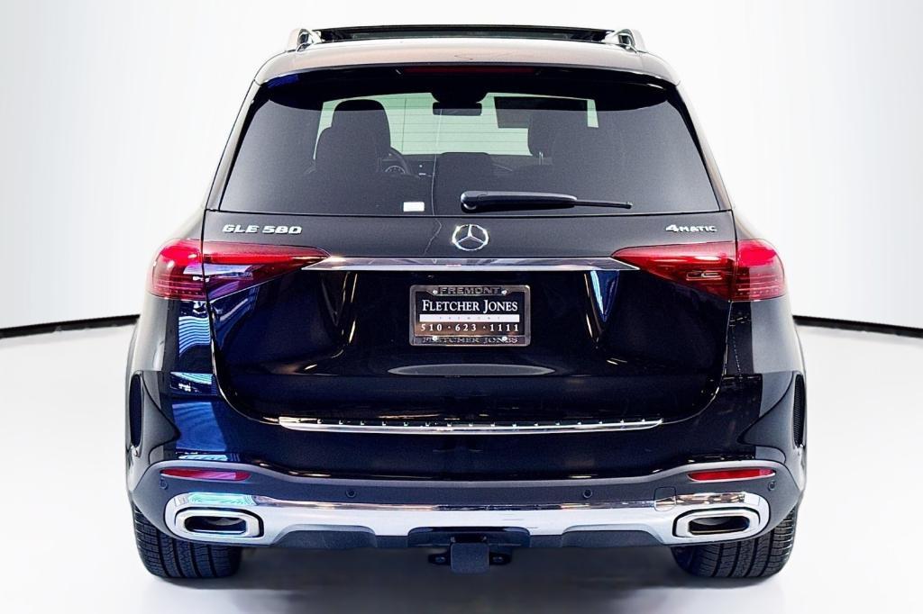 new 2025 Mercedes-Benz GLE 580 car, priced at $93,465