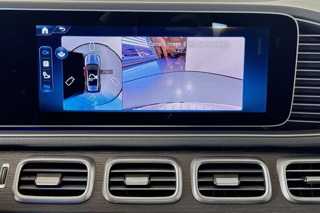 new 2025 Mercedes-Benz GLE 580 car, priced at $93,465