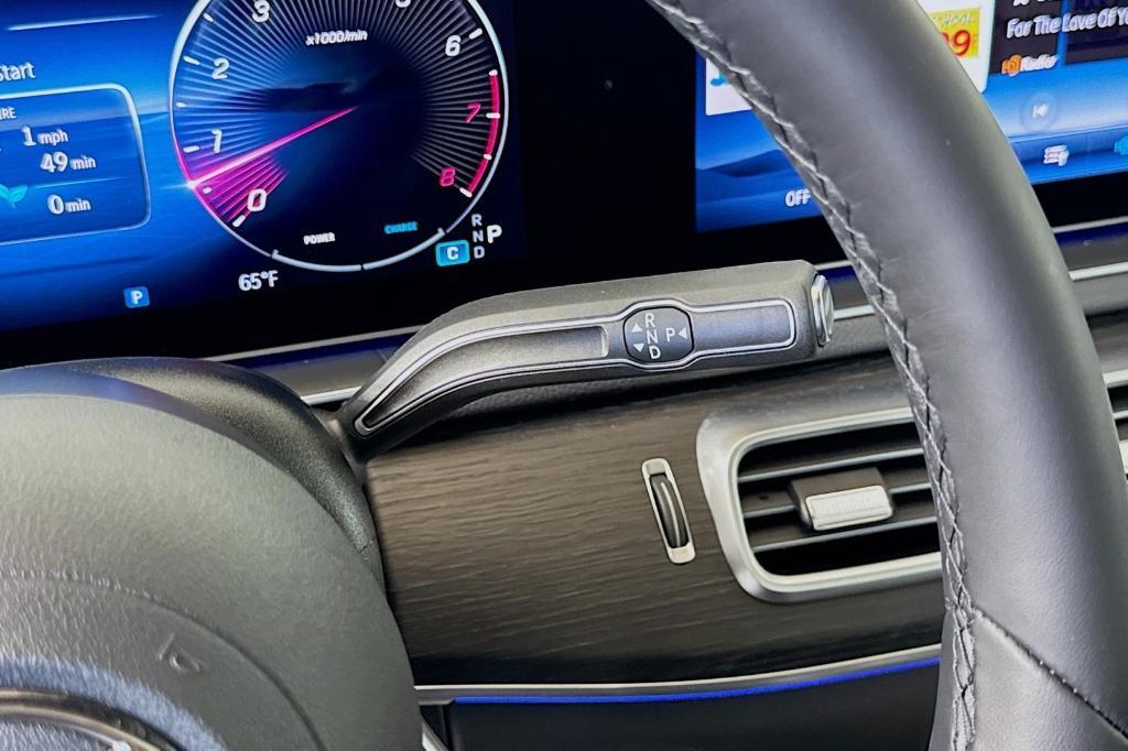 new 2025 Mercedes-Benz GLE 580 car, priced at $93,465