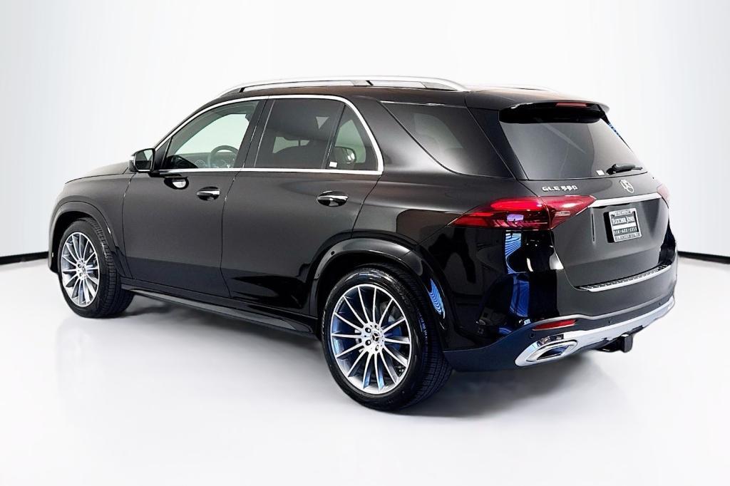 new 2025 Mercedes-Benz GLE 580 car, priced at $93,465