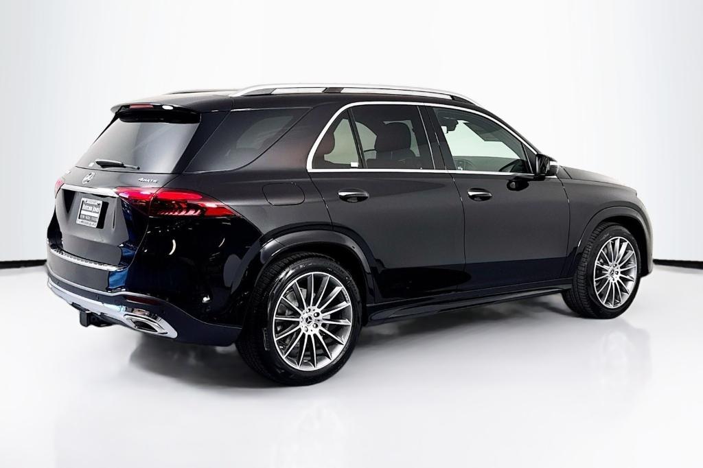new 2025 Mercedes-Benz GLE 580 car, priced at $93,465