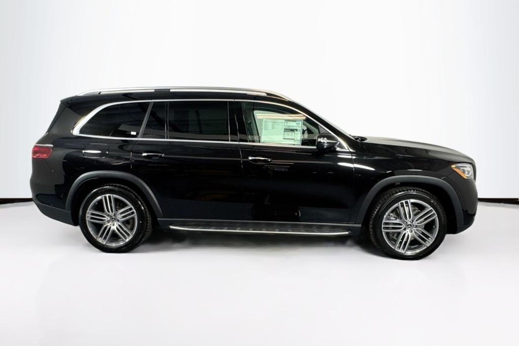 new 2026 Mercedes-Benz GLS 450 car, priced at $93,685