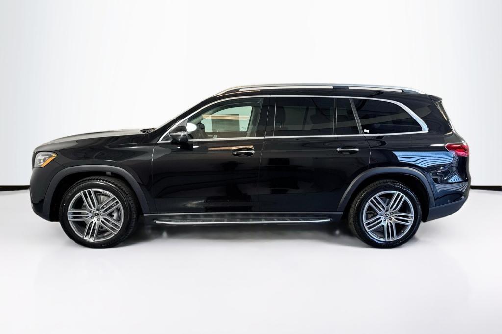 new 2026 Mercedes-Benz GLS 450 car, priced at $93,685