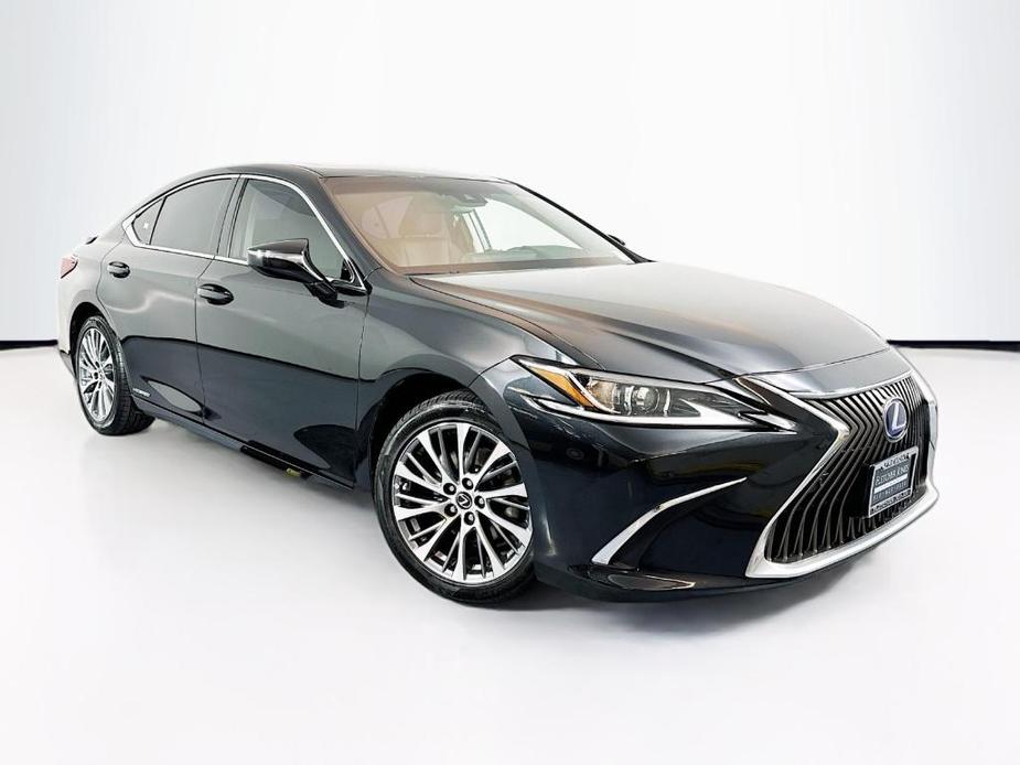 used 2020 Lexus ES 300h car, priced at $35,854