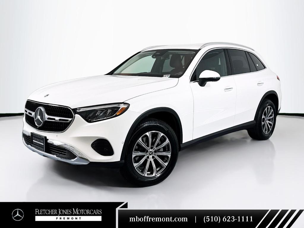 used 2024 Mercedes-Benz GLC 300 car