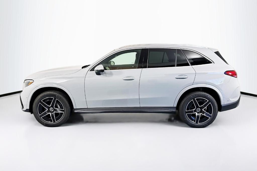 new 2025 Mercedes-Benz GLC 300 car, priced at $64,825