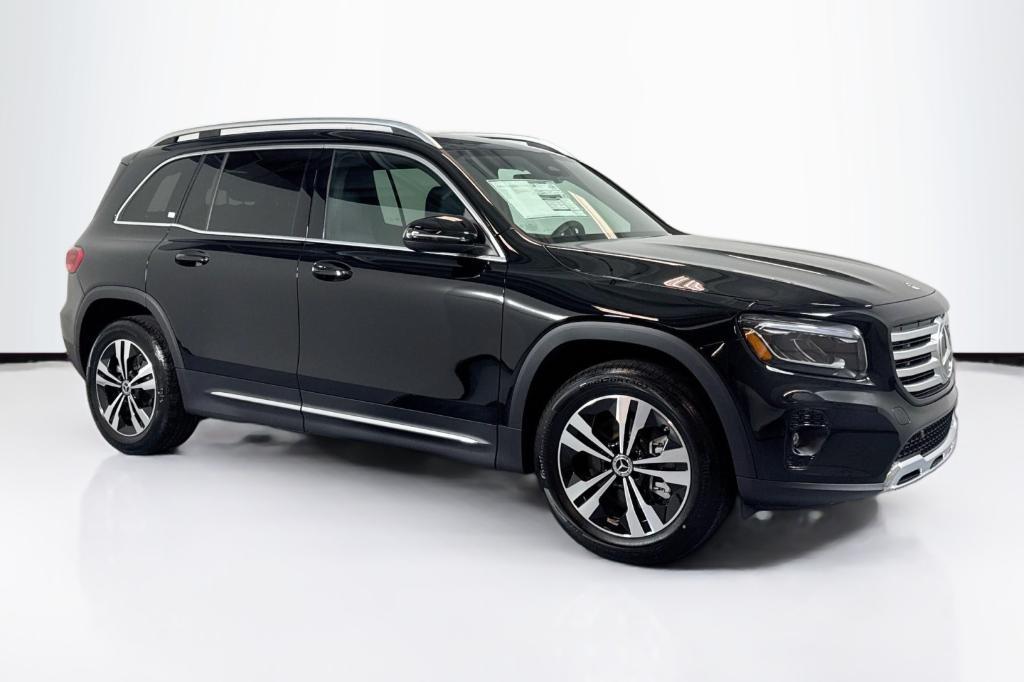 new 2025 Mercedes-Benz GLB 250 car, priced at $44,550