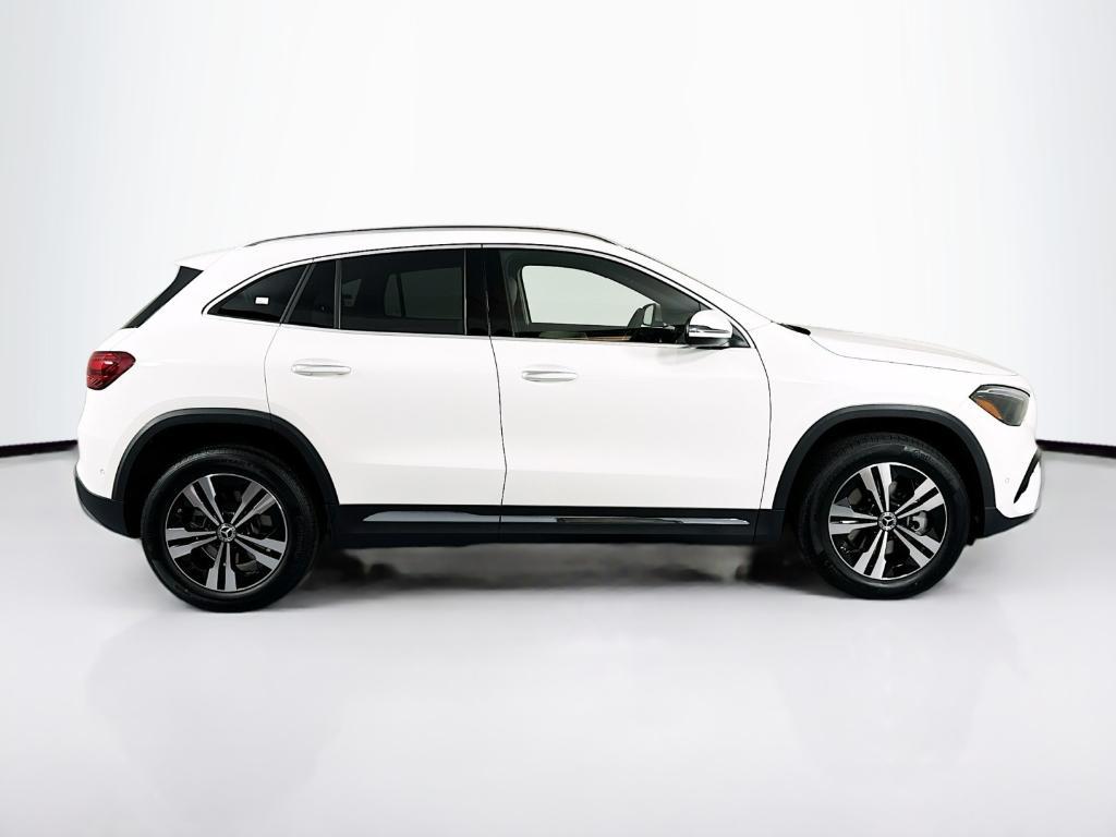 new 2025 Mercedes-Benz GLA 250 car, priced at $44,345