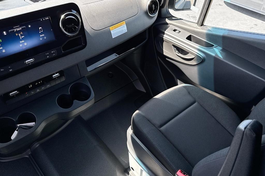 new 2025 Mercedes-Benz Sprinter 2500 car, priced at $76,328