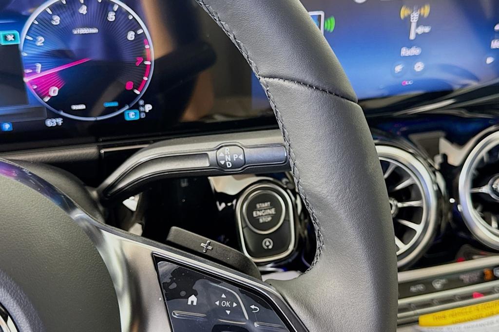 new 2025 Mercedes-Benz GLA 250 car, priced at $44,345