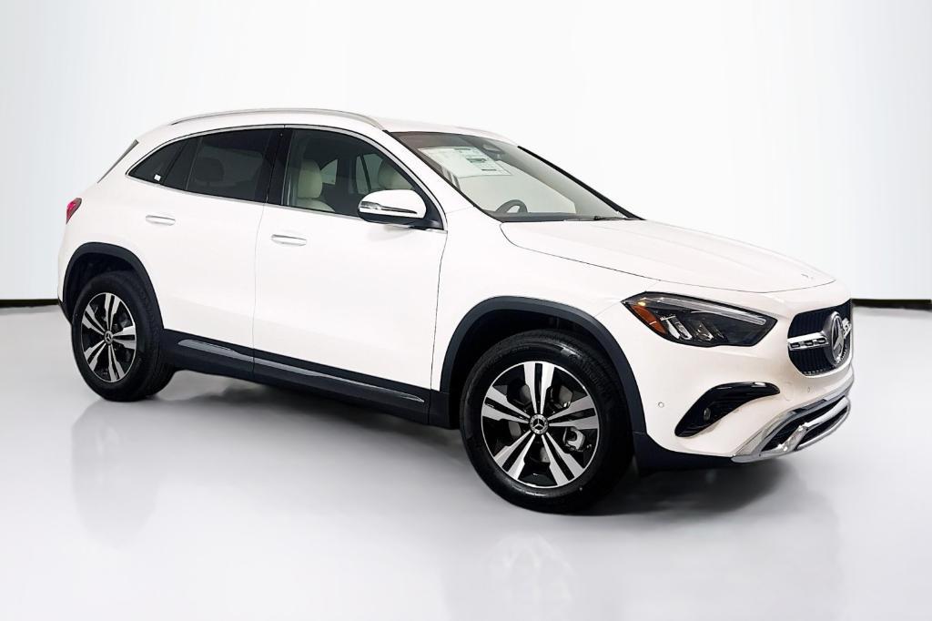 new 2025 Mercedes-Benz GLA 250 car, priced at $44,345