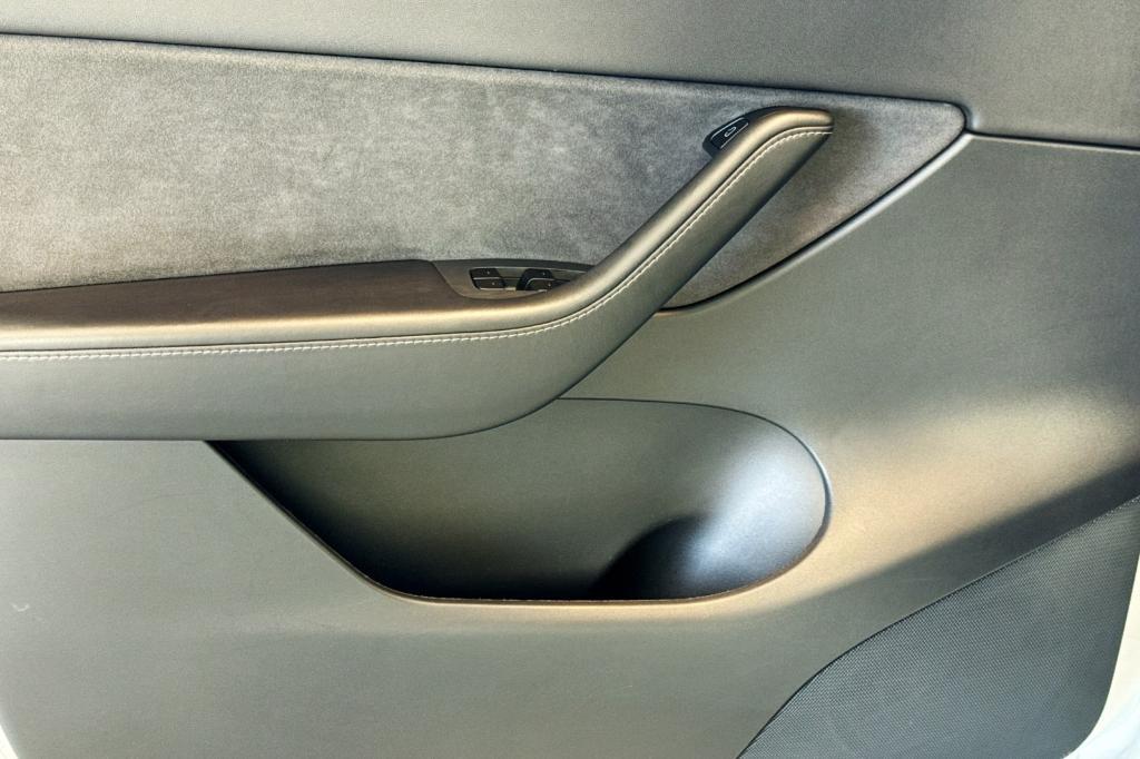 used 2021 Tesla Model Y car, priced at $25,994