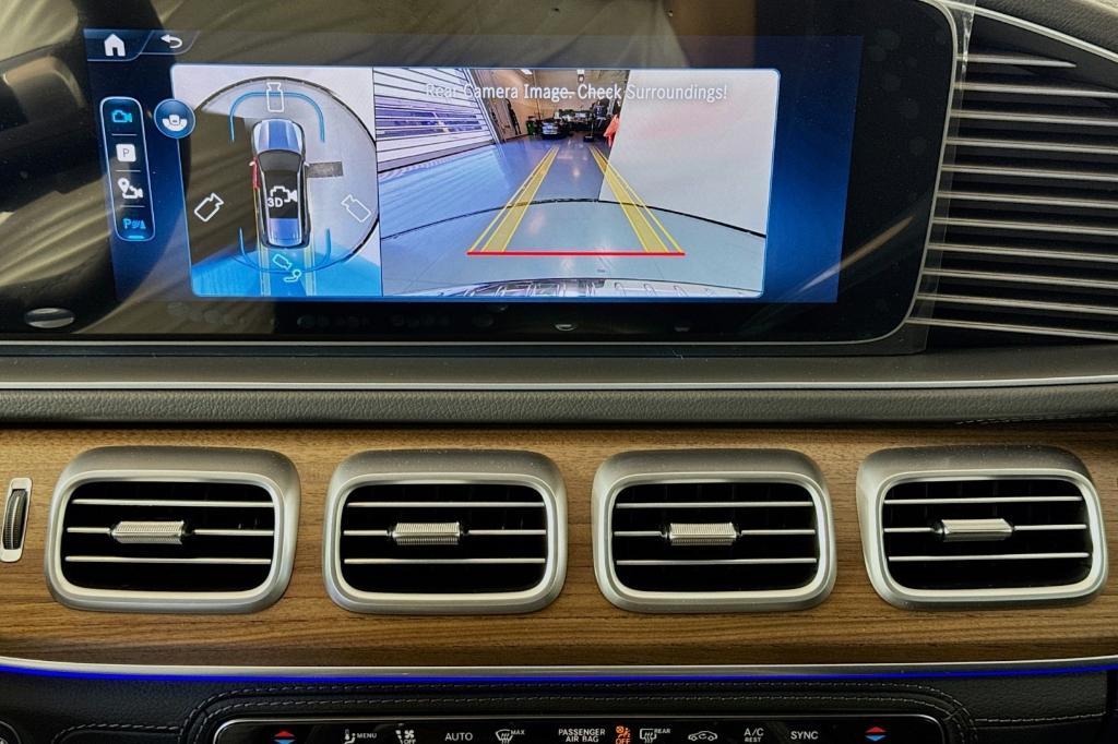 new 2025 Mercedes-Benz GLS 580 car, priced at $121,795
