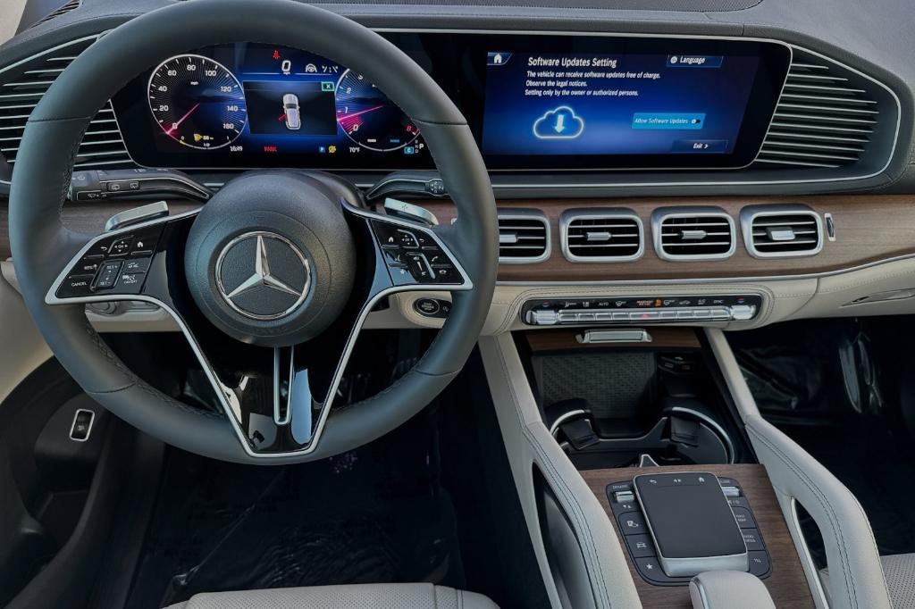 new 2024 Mercedes-Benz GLE 580 car, priced at $102,625